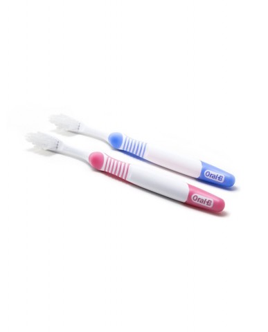 Oral-B advantage complete SENSITIVE  Extra Soft - Pink