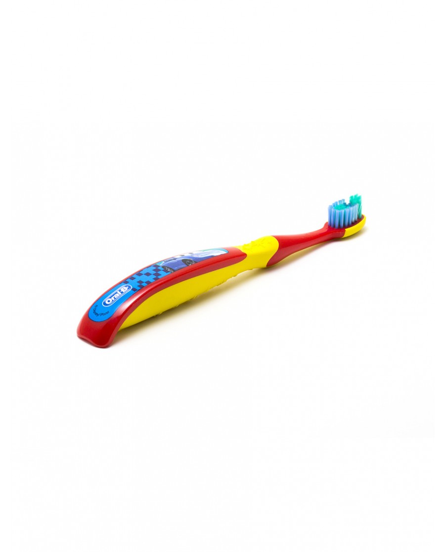 Oral-B Stages 3. Cars 5-7 years Soft - Red/Yellow